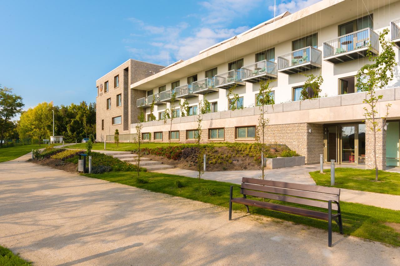 Akadémia Hotel Balatonfüred Exterior foto
